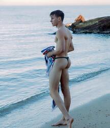 Publius Beach Boys 9 Gay Tube 605b86aa9e49d.jpg