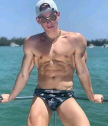 Publius Beach Boys 9 Gay Tube 605b86b5cd13f.jpg