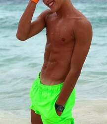 Publius Beach Boys 11 Ocean Gay Tube 605bed8b6fe24.jpg