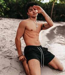 Publius Beach Boys 11 Ocean Gay Tube 605bedac8db36.jpg