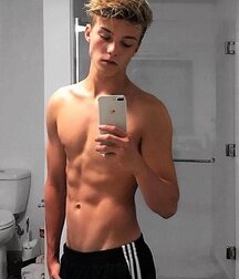 Publius Boys Selfies 14 Gay Porn 60687f0d77ef4.jpg