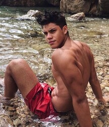Publius Beach Boys 17 Gay Tube  606887d8b291f.jpg