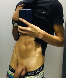 Publius Boys Selfies 15 Gay Tube 60691dc309584.jpg