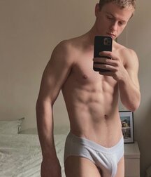 Publius Boys Selfies 13 Gay Tube 606b4afec17a7.jpg