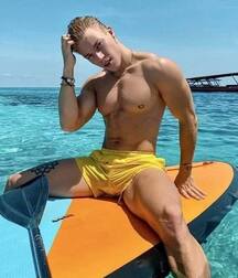 Publius Beach Boys 18 Gay Tube Spring Mix 606f0dc76f6b3.jpg