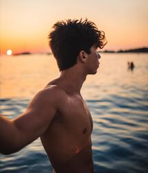 Publius Beach Boys 18 Gay Tube Spring Mix 606f0dd5b2c52.jpg