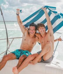 Publius Beach Boys 18 Gay Tube Spring Mix 606f0deb98ce8.jpg