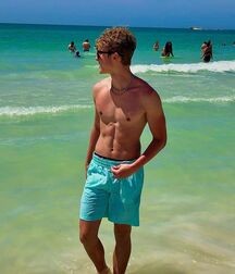 Publius Beach Boys 18 Gay Tube Spring Mix 606f0e23d61d4.jpg