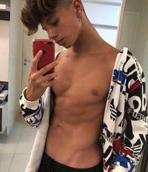 Publius Boys Selfies 17 Athletic Gay Tube 60708b05aacef.jpg