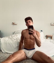 Publius Boys Selfies 17 Athletic Gay Tube 60708b099879f.jpg