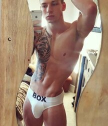 Publius Boys Selfies 17 Athletic Gay Tube 60708b0c10c2e.jpg