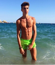 Publius Beach Boys 21 Shirtless Twink Summer Tube  60874414c64bc.jpg