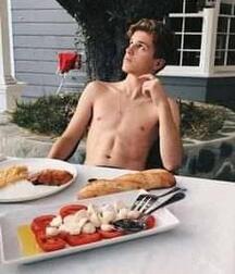Publius Boys Cooking Eating Drinking  3 Gay Tube 60904a22a4535.jpg