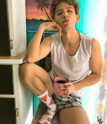 Publius Boys Cooking Eating Drinking 4 Twinks Porn 609137414bbed.jpg