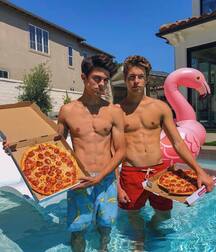 Publius Boys Cooking Eating Drinking 5 Party Gay Tube 