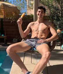 Publius Boys Cooking Eating Drinking 6 Gay Tube 609504ef59da5.jpg