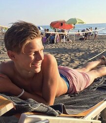 Publius Beach Boys 24 Twink Tube  6099095fe6a5b.jpg