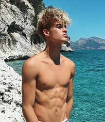 Publius Beach Boys 24 Twink Tube  60990978cf933.jpg
