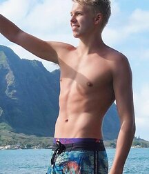 Publius Beach Boys 24 Twink Tube  60990989f0422.jpg