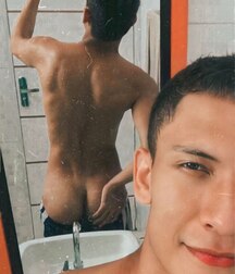 Publius Boys Selfies 27 Mirror Twinks 609bcc3687409.jpg