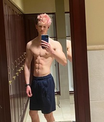 Publius Boys Selfies 27 Mirror Twinks 609bcc790aa59.jpg
