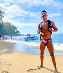 Publius Beach Boys 26 Paradise Gay Tube 609ed509e40f0.jpg