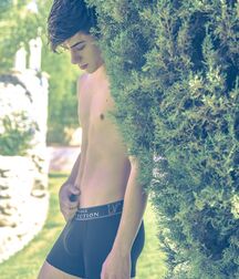 Publius Boys In The Park 14 Gay Tube Outdoors 60a03ba415b93.jpg