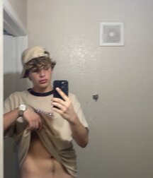 Publius Boys Selfies 35 Gay Tube 60a528fe28561.jpg