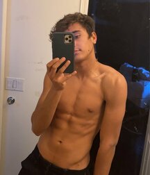 Publius Boys Selfies 36 Gay Tube Nice 60a721dfe2926.jpg