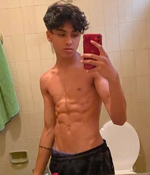 Publius Boys Selfies 36 Gay Tube Nice 60a721f6f30bf.jpg