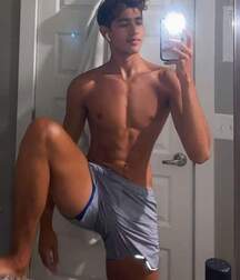Publius Boys Selfies 36 Gay Tube Nice 60a721fd45ea0.jpg