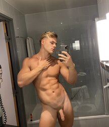 Publius Boys Selfies 39  Athletic Gay Tube Twinks 60b1b9204c241.jpg