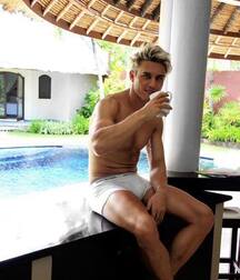 Publius Boys Cooking Eating Drinking 10 Twinks Gay Tube  60b3e291bbb77.jpg