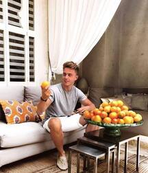 Publius Boys Cooking Eating Drinking 10 Twinks Gay Tube  60b3e29382bc3.jpg
