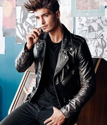 Publius Leather Boys 40 Gay Tube Bad 60b4f61e8de3c.jpg