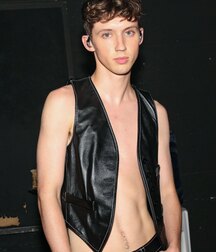 Publius Leather Boys 40 Gay Tube Bad 60b4f63535ded.jpg