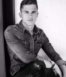 Publius Leather Boys 40 Gay Tube Bad 60b4f67dc86a5.jpg