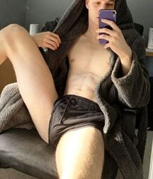 Publius Boys Selfies 40 Twink Tube 60b6e9278b540.jpg