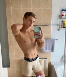 Publius Boys Selfies 40 Twink Tube 60b6e95bca690.jpg