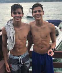 Publius Beach Boys 31 Gay Tube 60b793fbcb90c.jpg