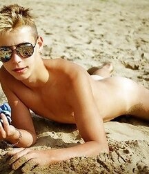 Publius Beach Boys 32 Twinks Gay Tube 60beb7635a522.jpg