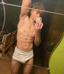 Publius Boys Selfies 42 Gay Tube 60c6c3e882f39.jpg