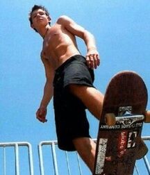 Publius Boys On Skateboards 2 Twink Tube 60d1117ac20e4.jpg