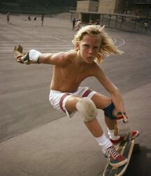 Publius Boys On Skateboards 2 Twink Tube 60d111e7e8661.jpg