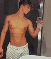 Publius Boys Selfies 46 Twink Tube Phone  60d77ffb02bd3.jpg