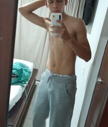 Publius Boys Selfies 46 Twink Tube Phone  60d77ffe0d85e.jpg