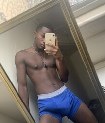 Publius Boys Selfies 50 Twink Sexy Shirtless 60ea487772297.jpg