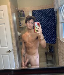 Publius Boys Selfies 50 Twink Sexy Shirtless 60ea487e719c6.jpg
