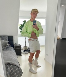 Publius Boys Selfies 50 Twink Sexy Shirtless 60ea48c09e876.jpg