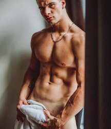 Publius Model Malik Delgaty Twink Tube 60fdddd7c42ba.jpg